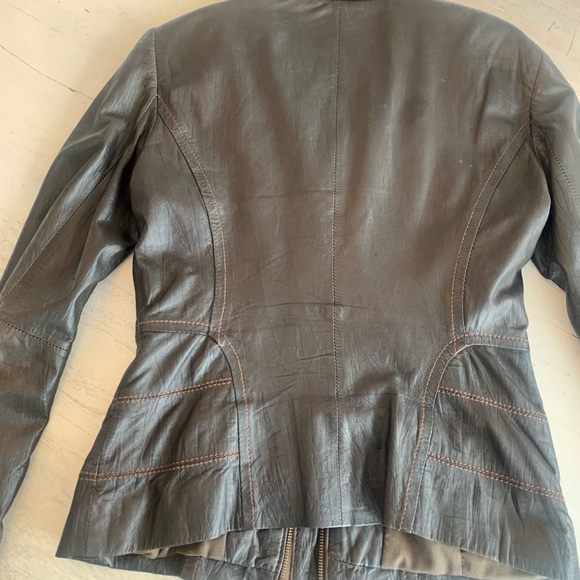 Danier Leather coat - Picture 4 of 6